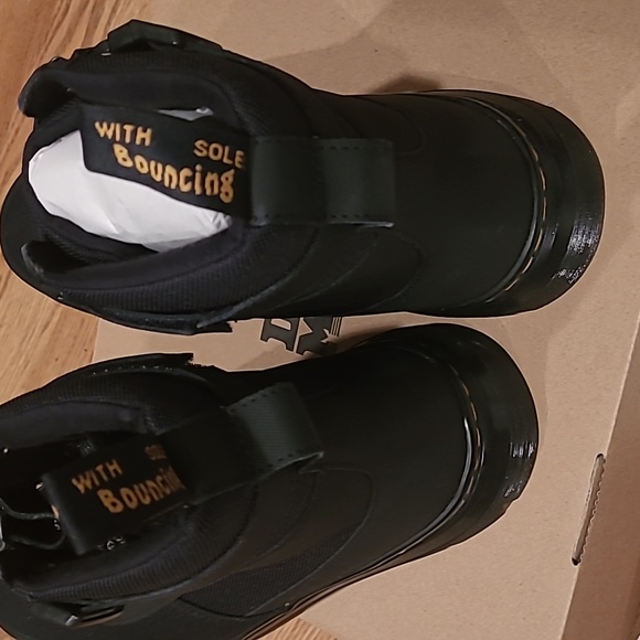 New Dr. Martens Air Wair "Combo Tech" with bounce soles size 13 - Picture 8 of 15